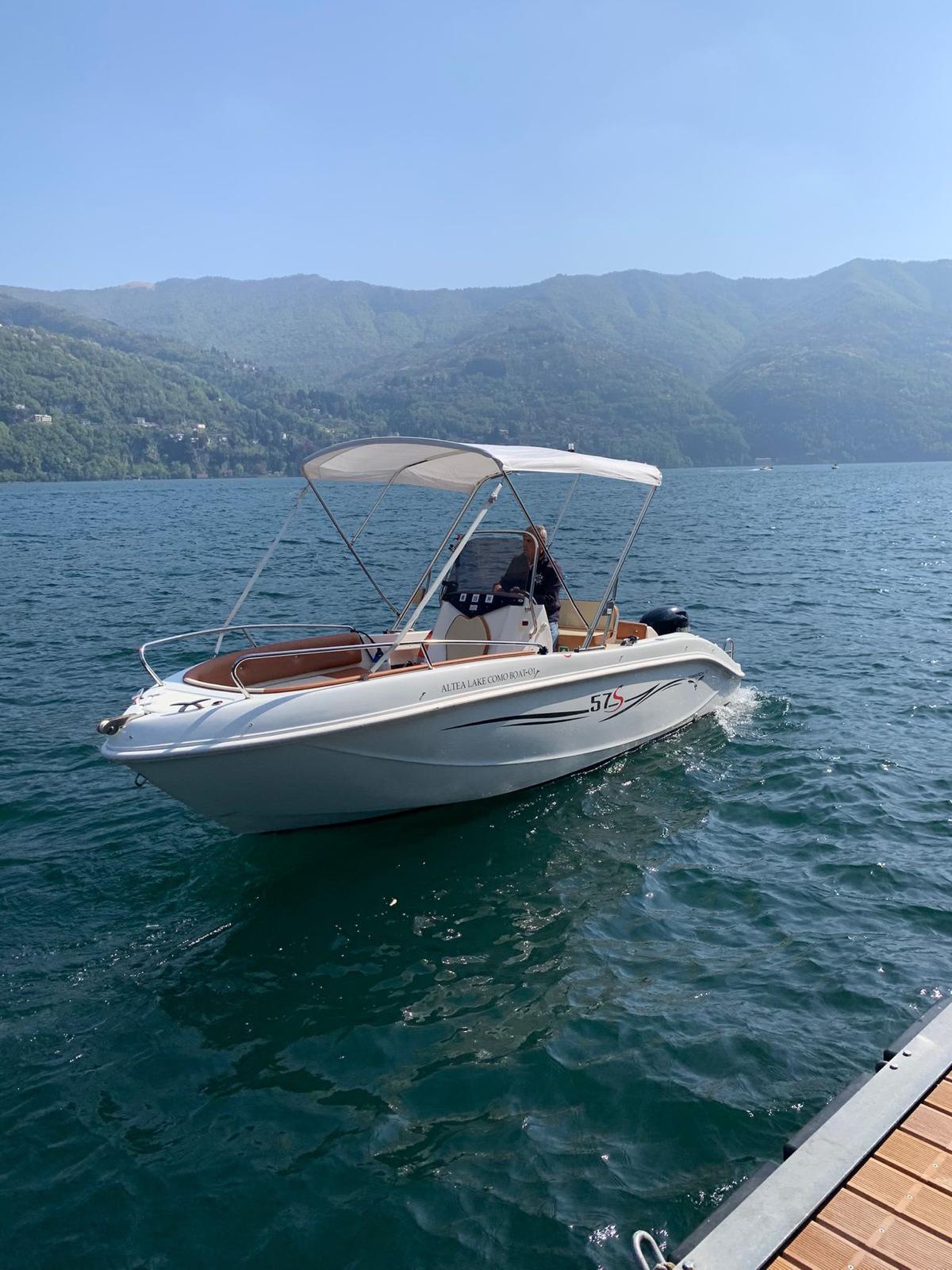 Self Drive Como · Self-driving boat